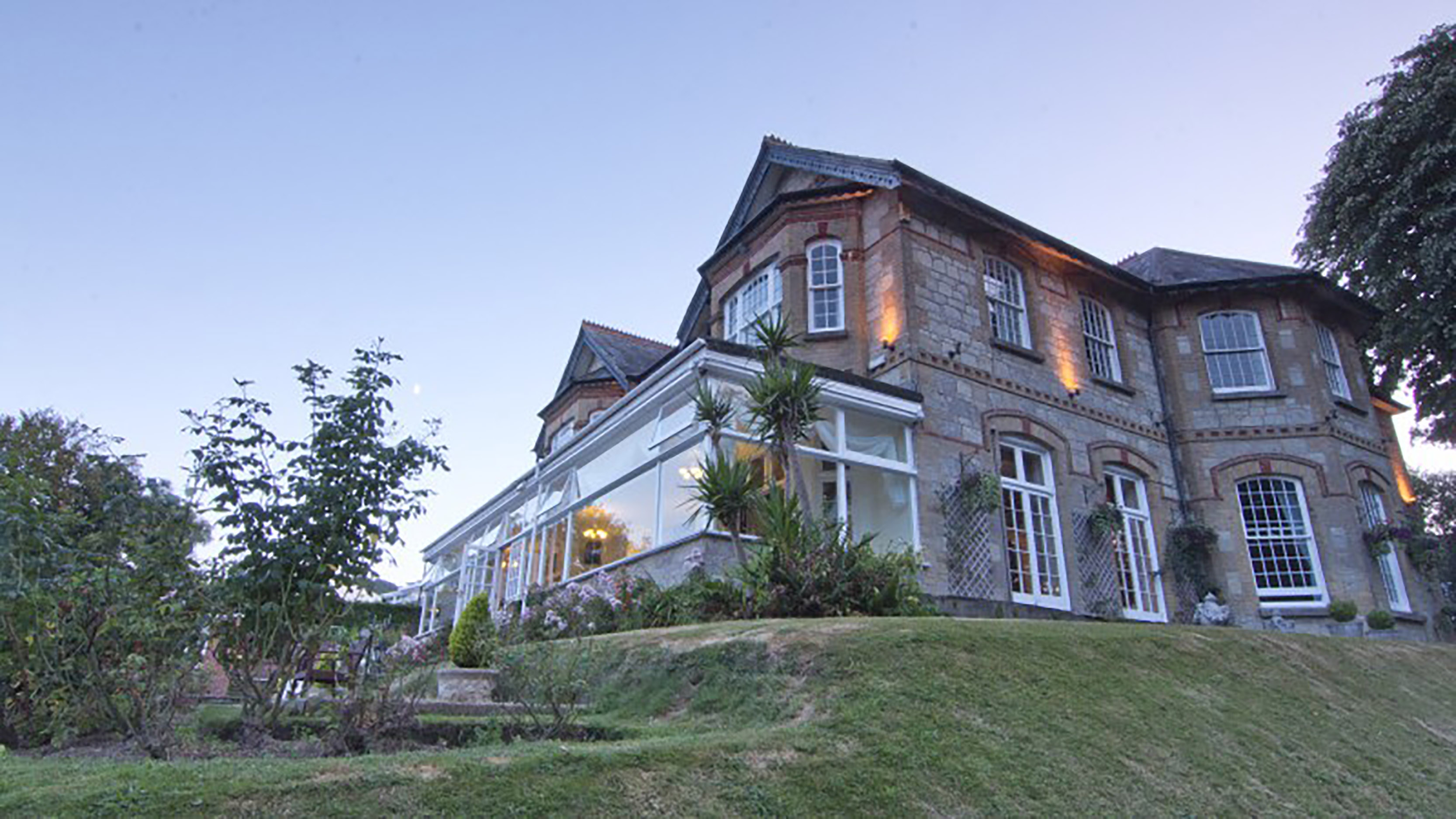Luccombe Manor County House Hotel